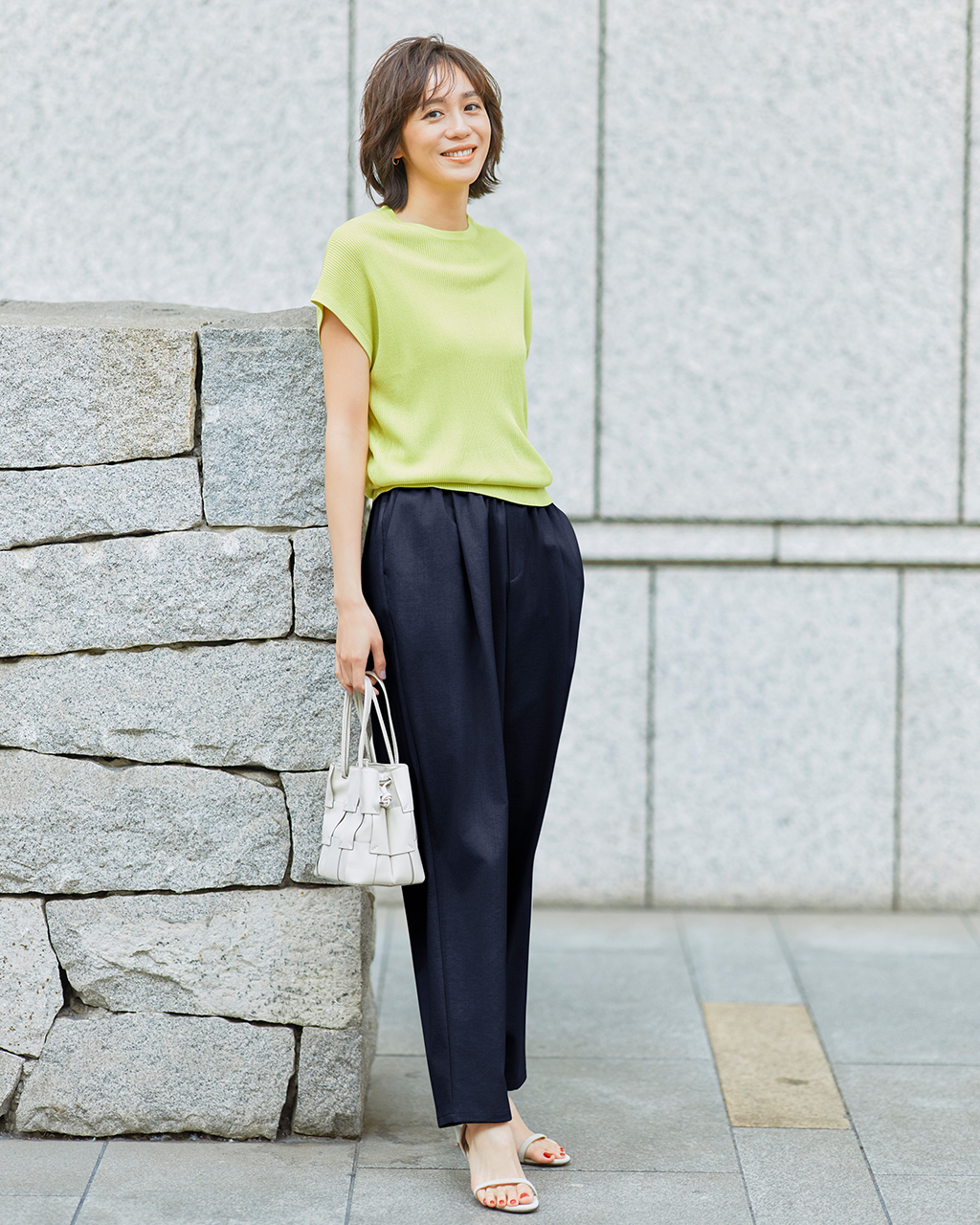 リネンタッチ・タックストレートパンツ68cm